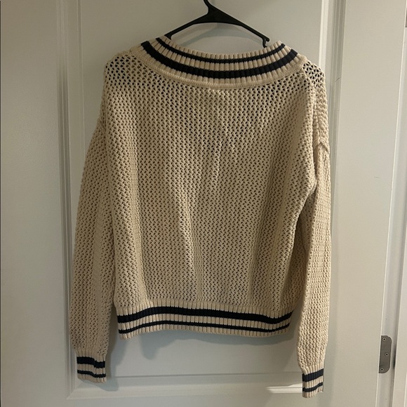 Arizona Jean Company Cream V-Neck Sweater with Blue Trim - Picture 5 of 6